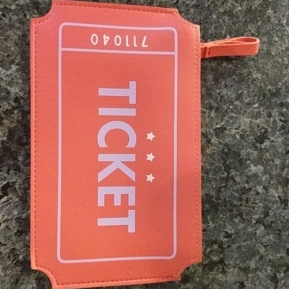 Ipsy Make-up Bag - Picture 1 of 2